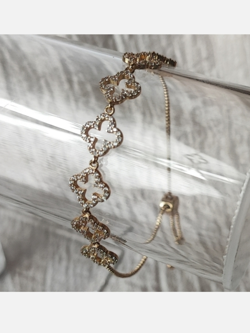 BR Banana Republic Clover Clear Rhinestone Gold Tone Slide Bracelet EUC
